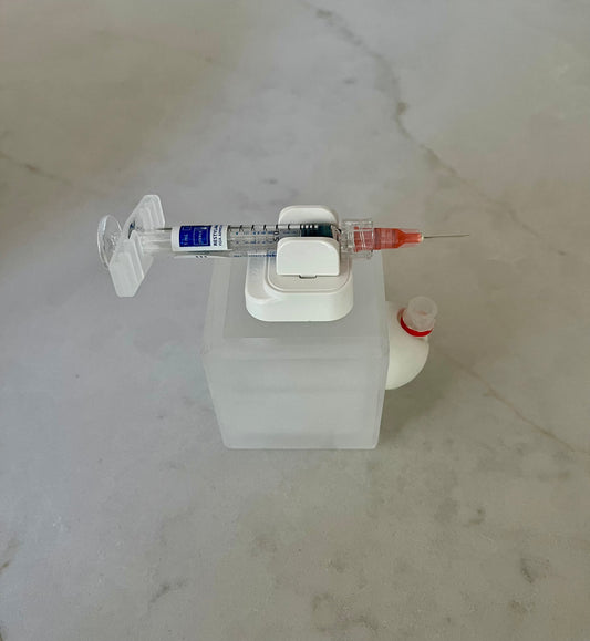 BRIVO Single-Syringe Holder