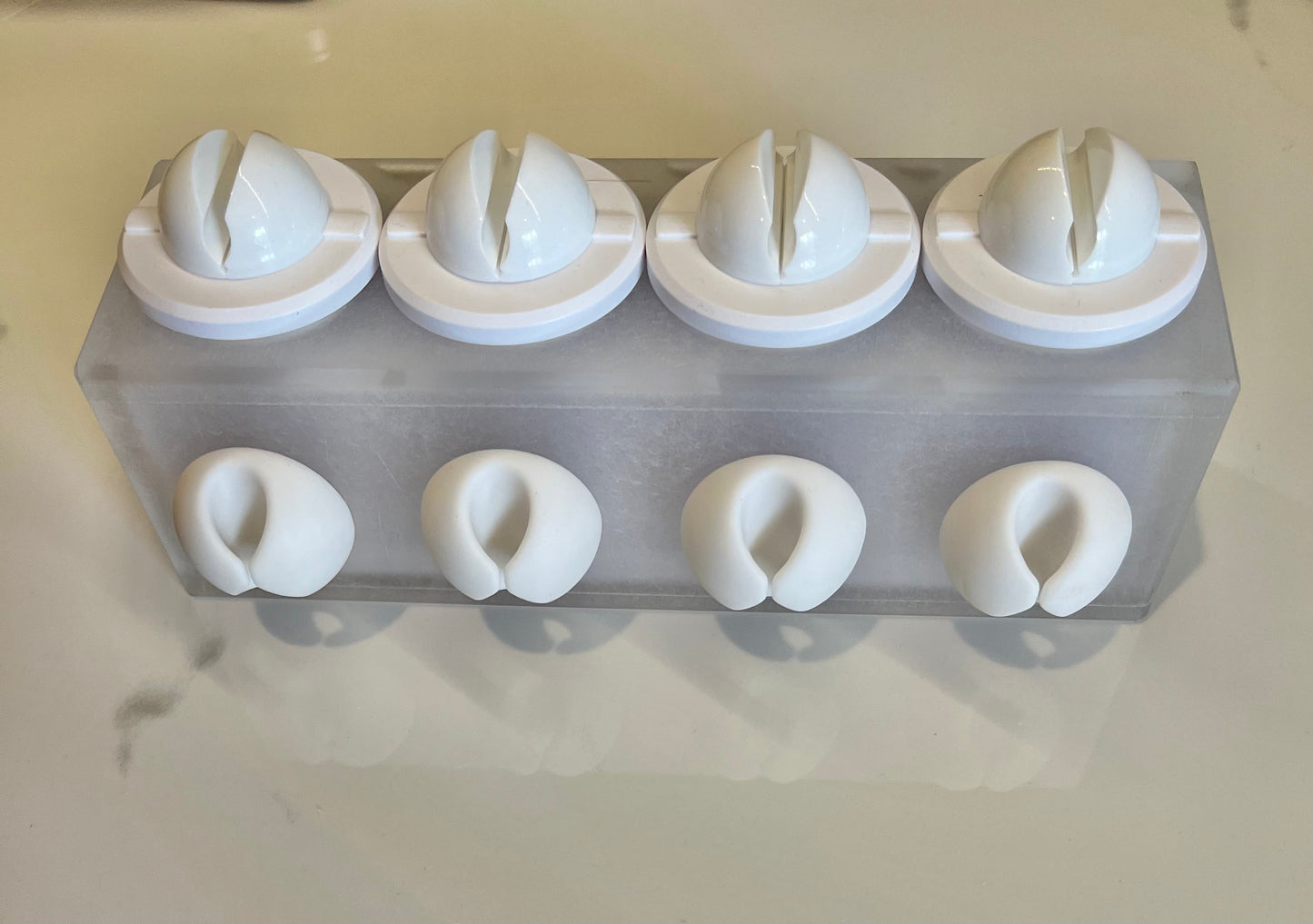 BRIVO 4-Syringe Holder
